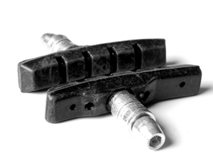F&eacute;kbet&eacute;t basic csavaros 70mm